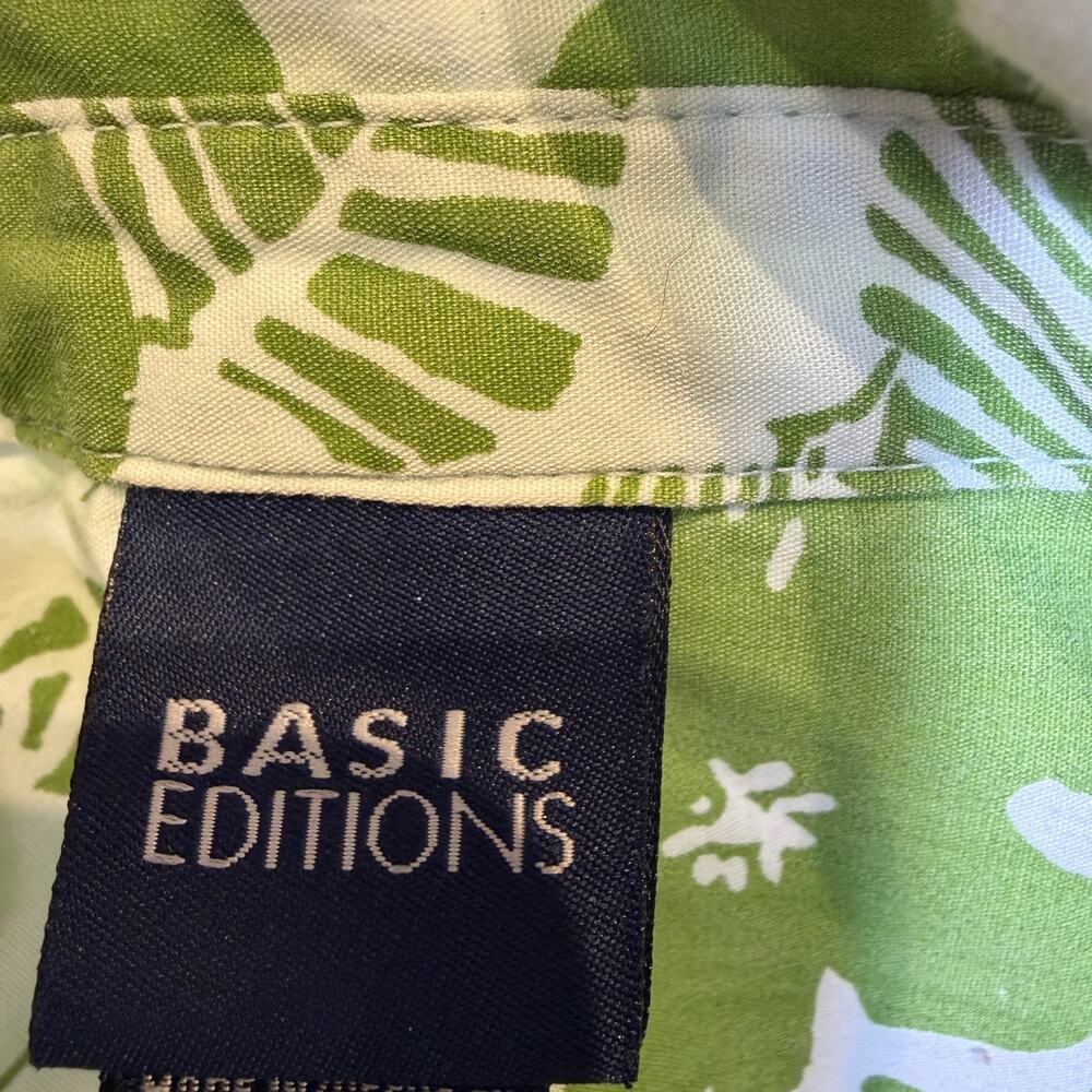 Basic Editions Women’s Floral
Print Short Sleeve Aloha Button Up Shirt Size XL - Picture 5 of 10